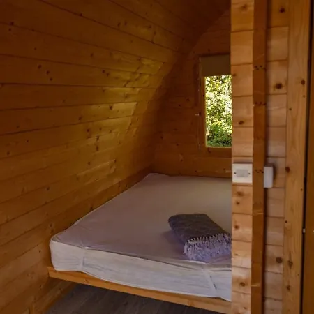 Woodland Lakes Riv Pod